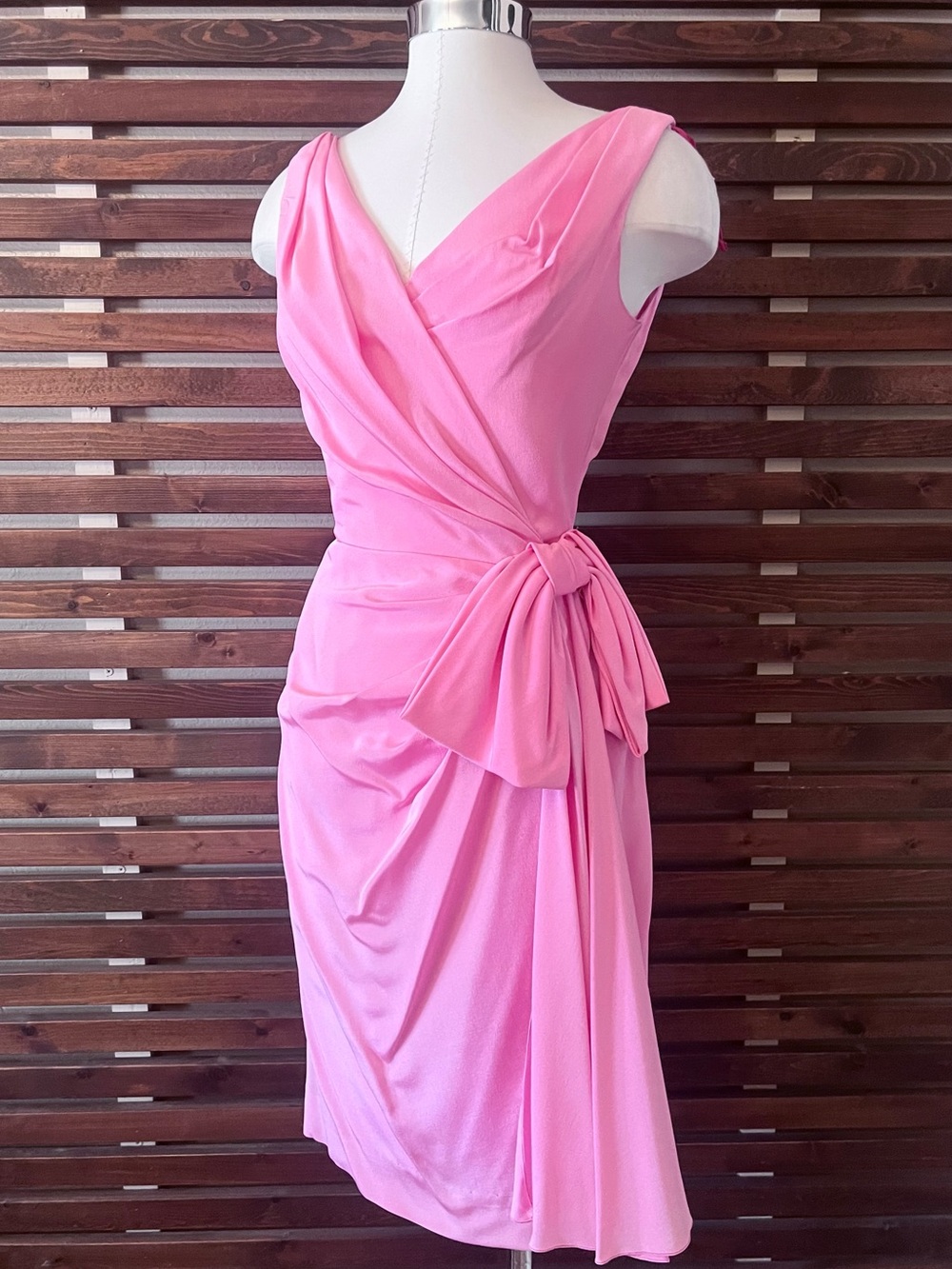 1950s 1960s Vintage Pink Sleeveless Lilli Diamond Wiggle Midi Dress w/ Big Bow